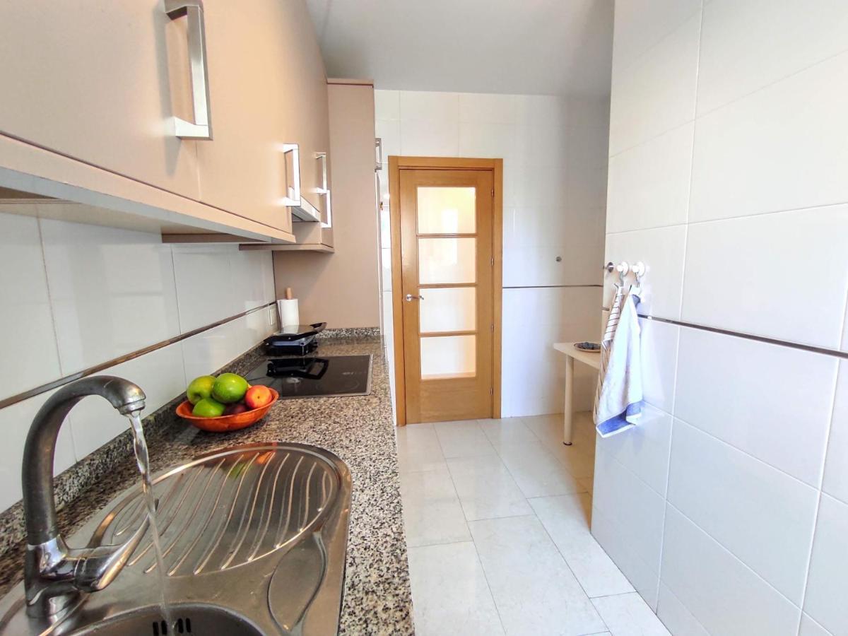 Manuela Nogales Apartments! Malaga Bagian luar foto