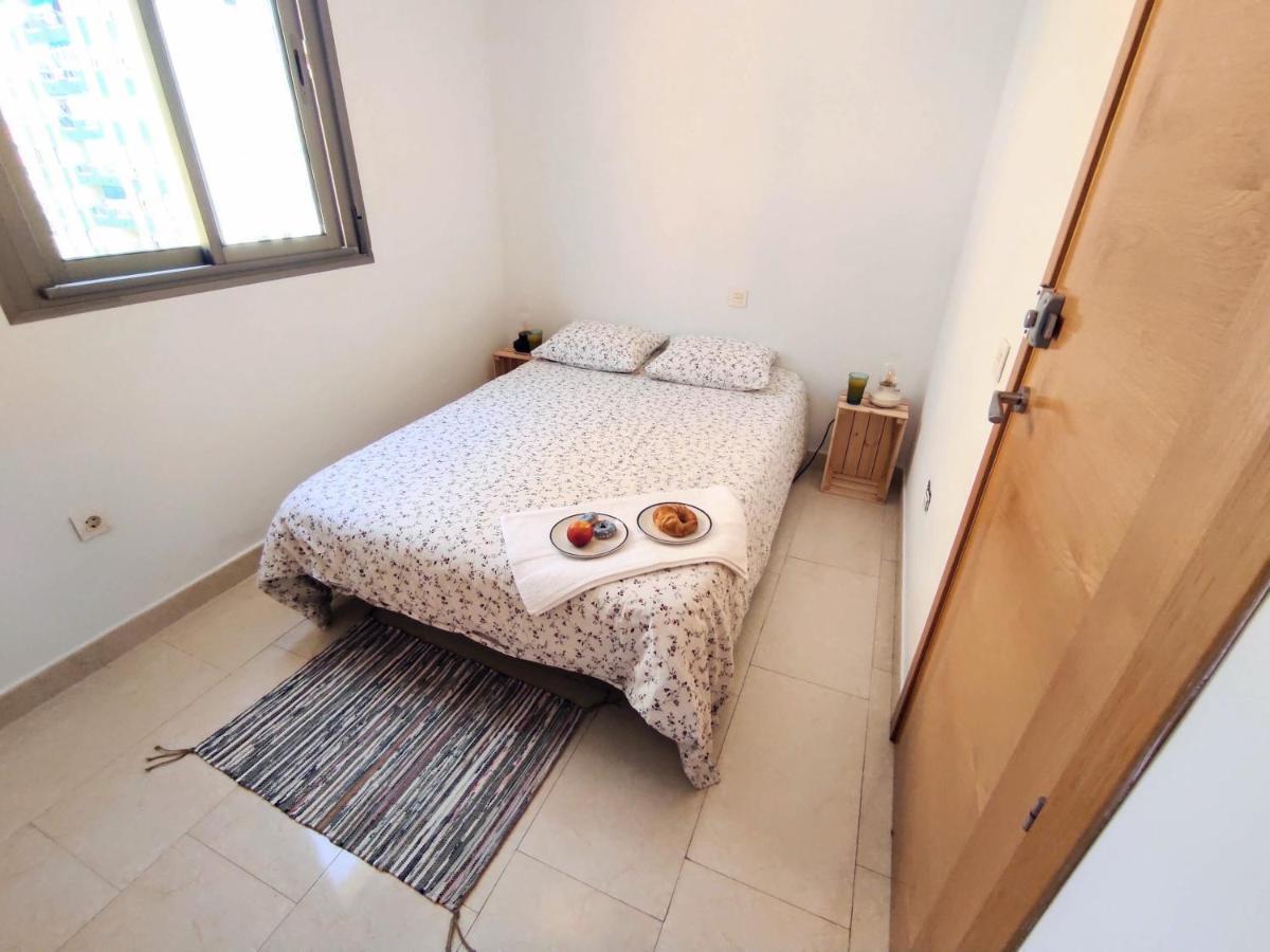 Manuela Nogales Apartments! Malaga Bagian luar foto